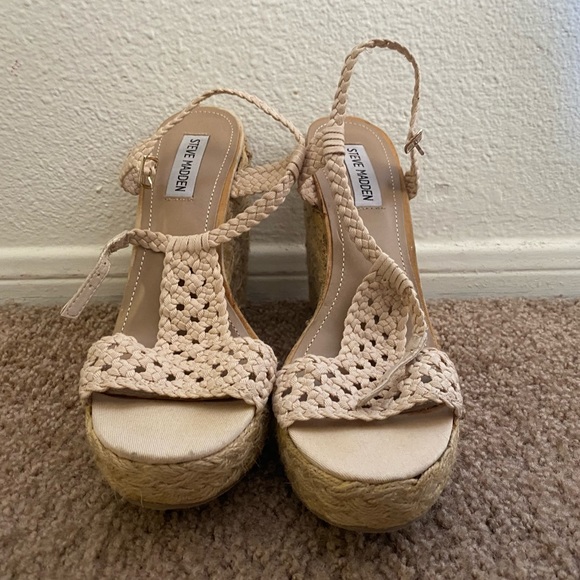 Steve Madden Manngo Wedges - Picture 1 of 3